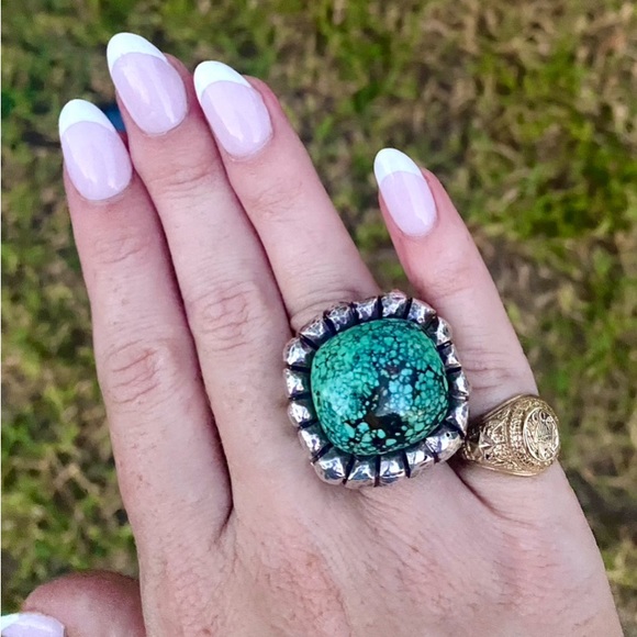 Meet your Posher, Nancy - Picture 2 of 2